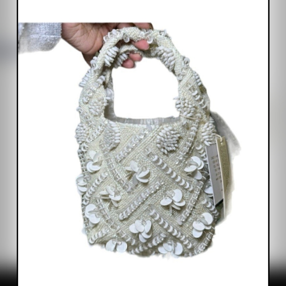 Elegant White Beaded Handbag